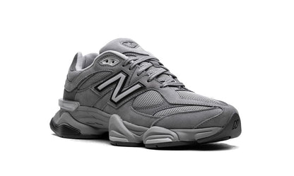 NB 9060 Team Away gris